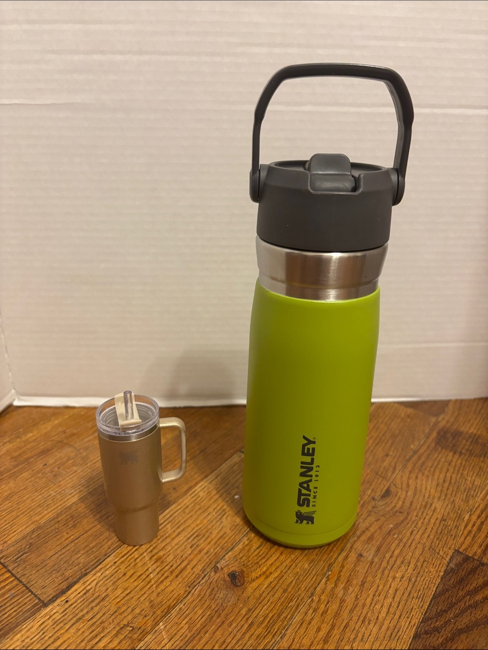 Stanley 22oz